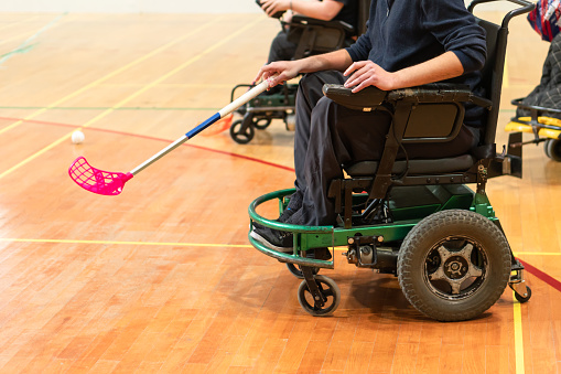 Être membre des footballeurs sur fauteuil